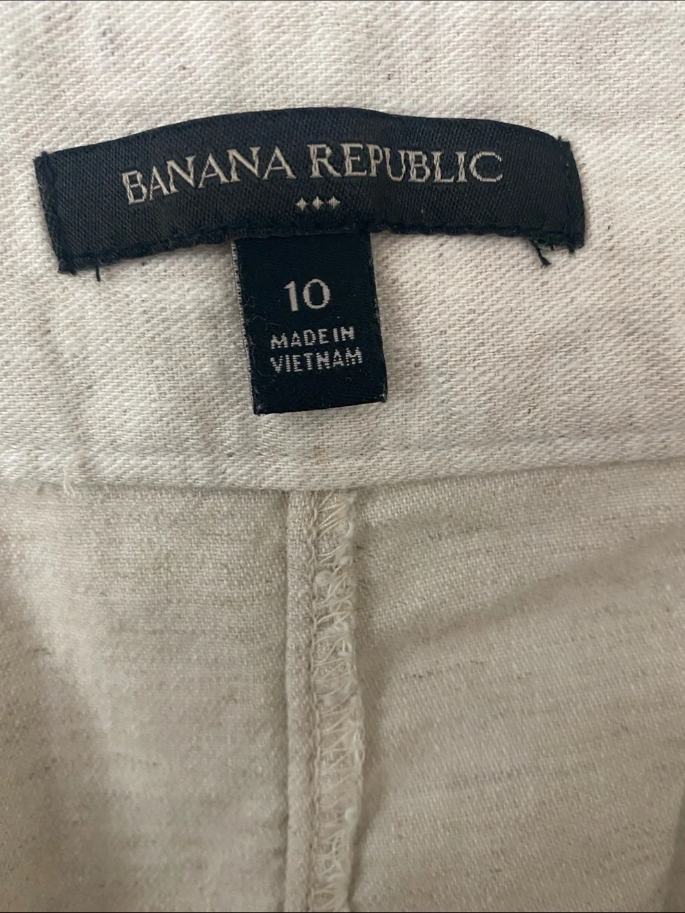 Banana Republic Light Beige Linen-Blend Chinos